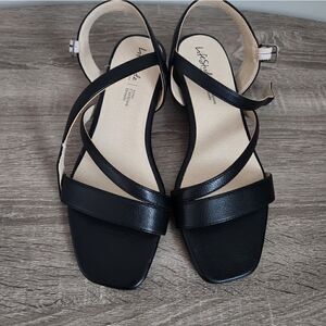 LifeStride Rosetta Ankle Strap Sandal, Women's Size 9 , Black COLOR.